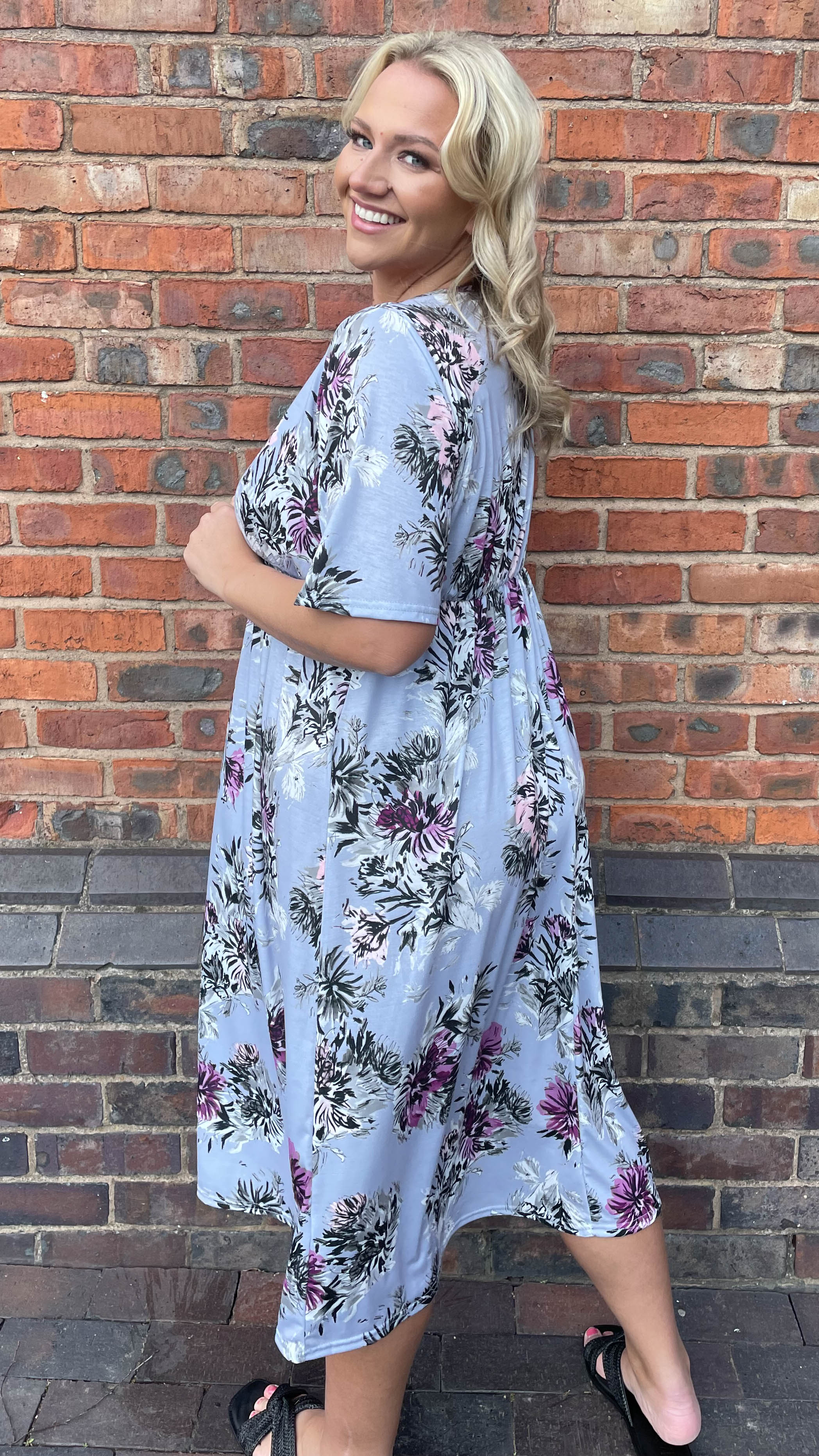 CurveWow Purple Floral Wrap Midi Dress - Image 8