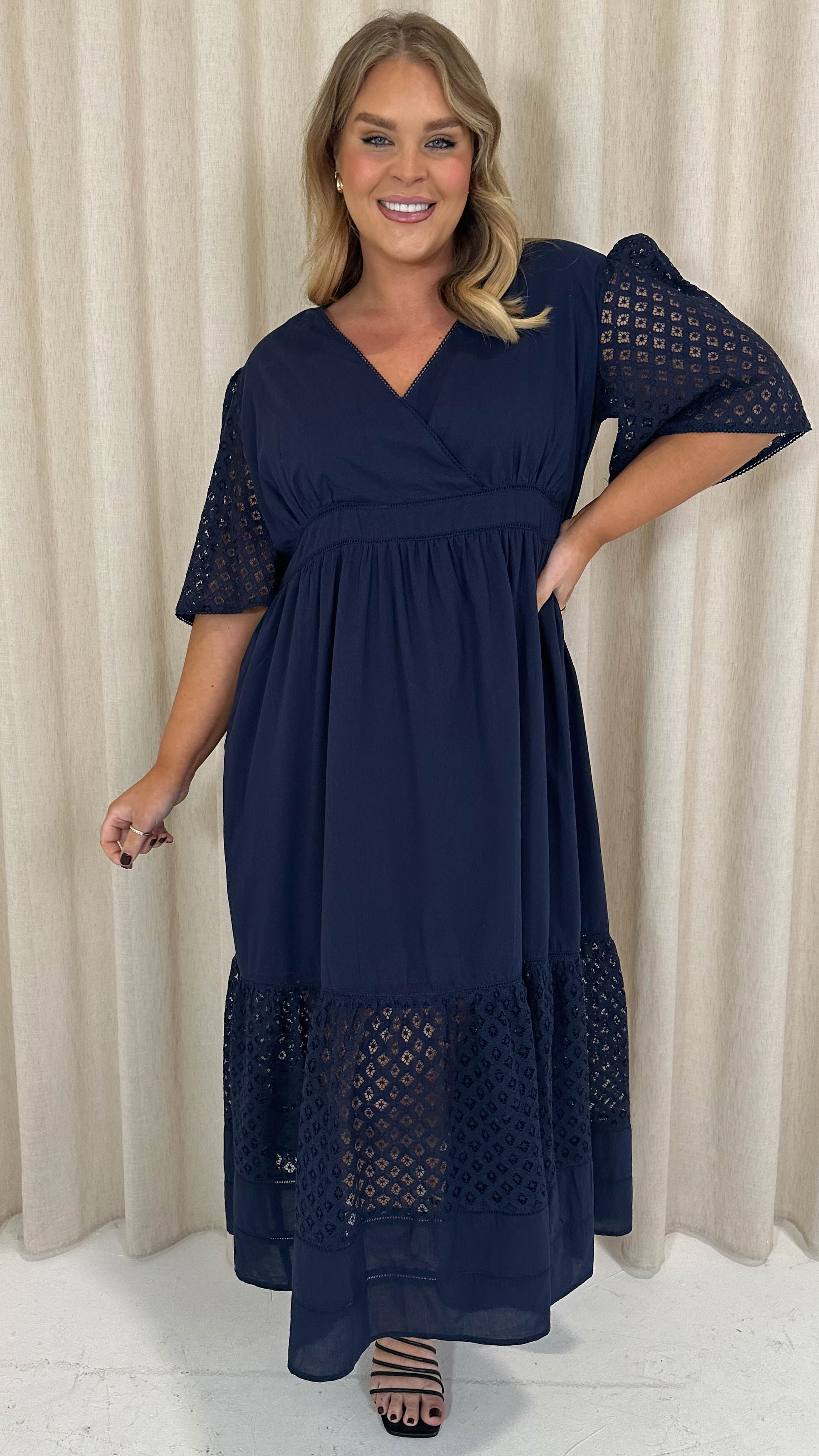 Curvewow Shiffly Panel Wrap Maxi Dress Navy - Image 5
