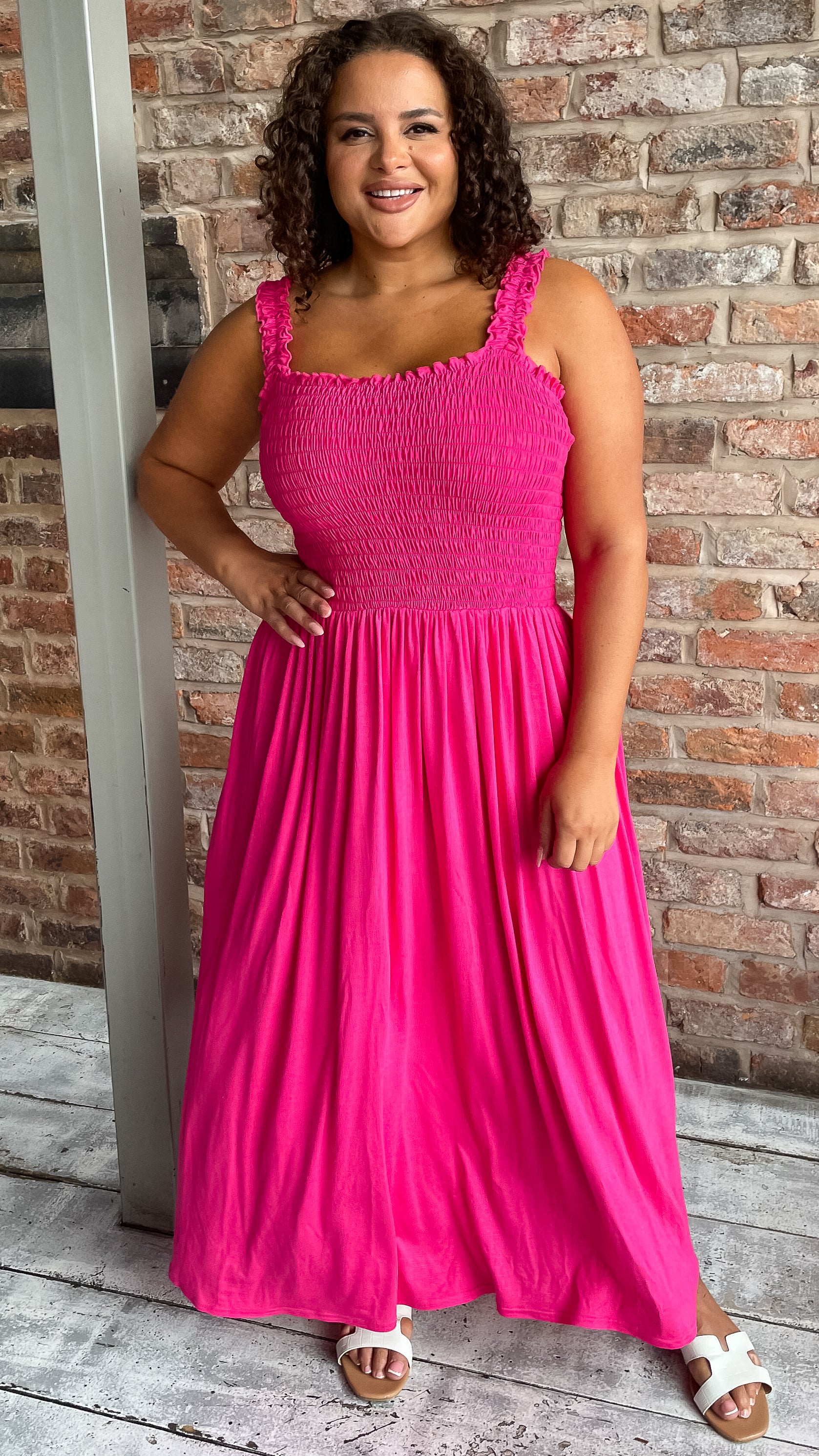 CurveWow Shirred Bust Maxi Dress Pink - Image 4