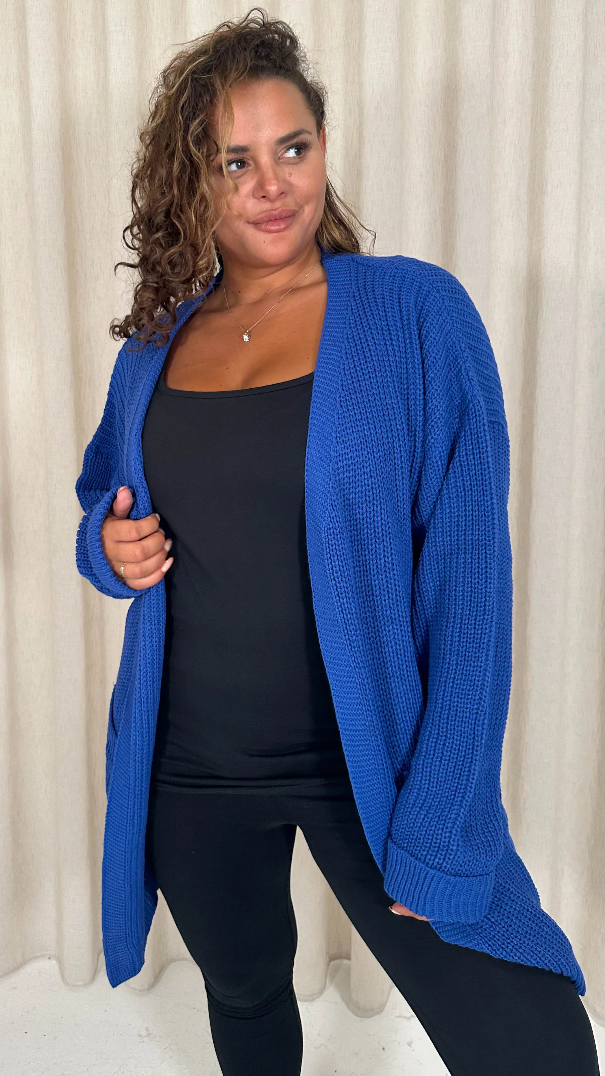 CurveWow Slouch Pocket Knitted Cardigan Cobalt Blue - Image 3