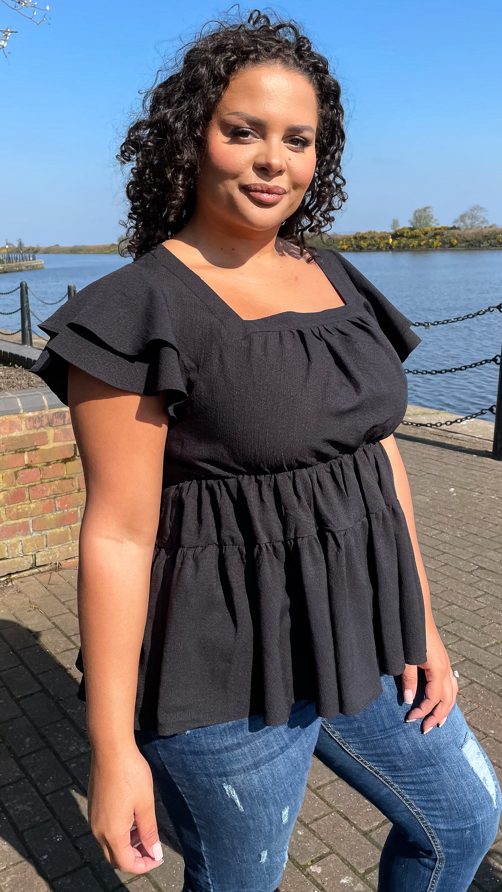 CurveWow Square Neck Frill Sleeve Top Black - Image 4