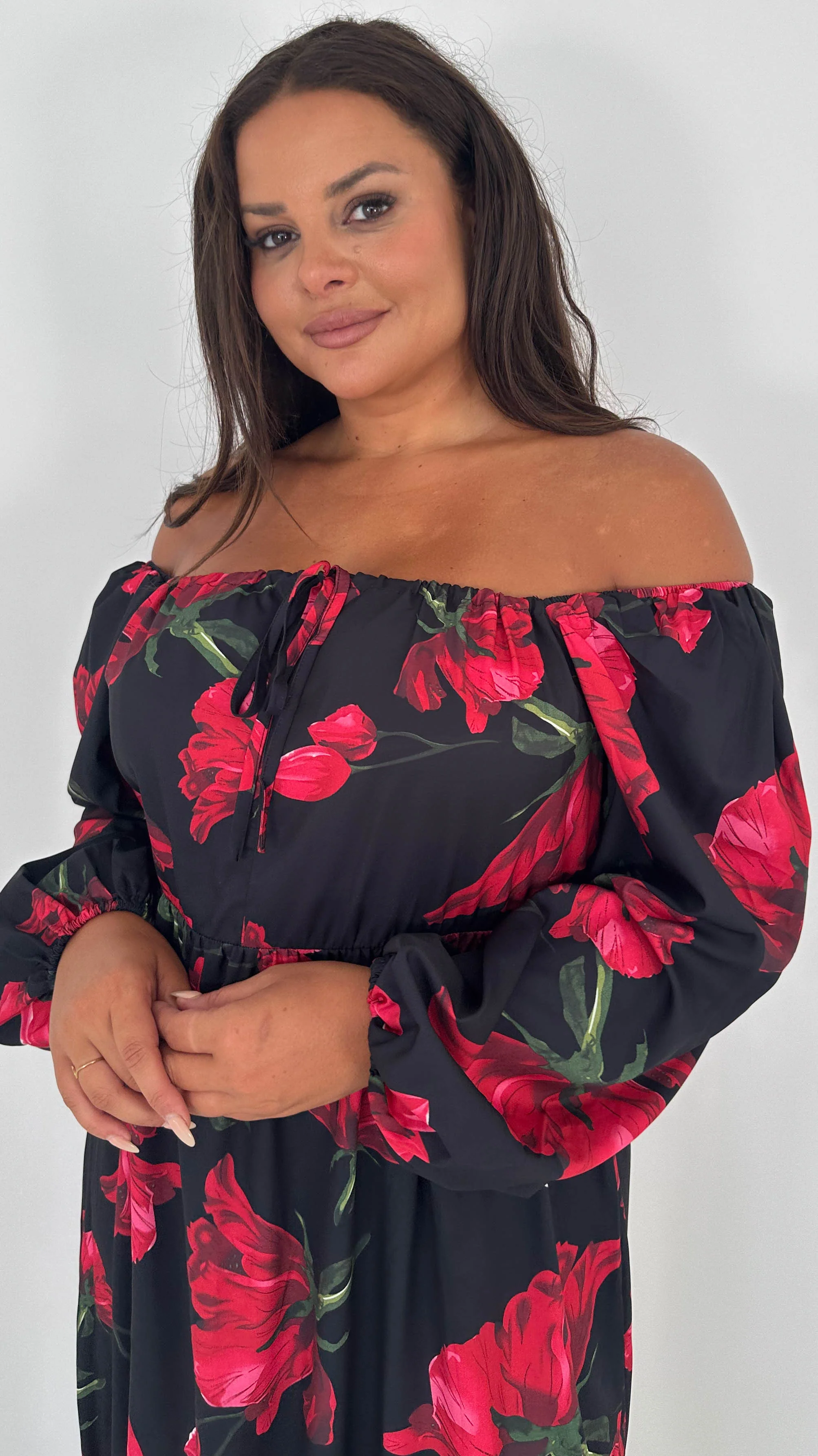 CurveWow Square Neck Maxi Dress Black & Red Floral - Image 2