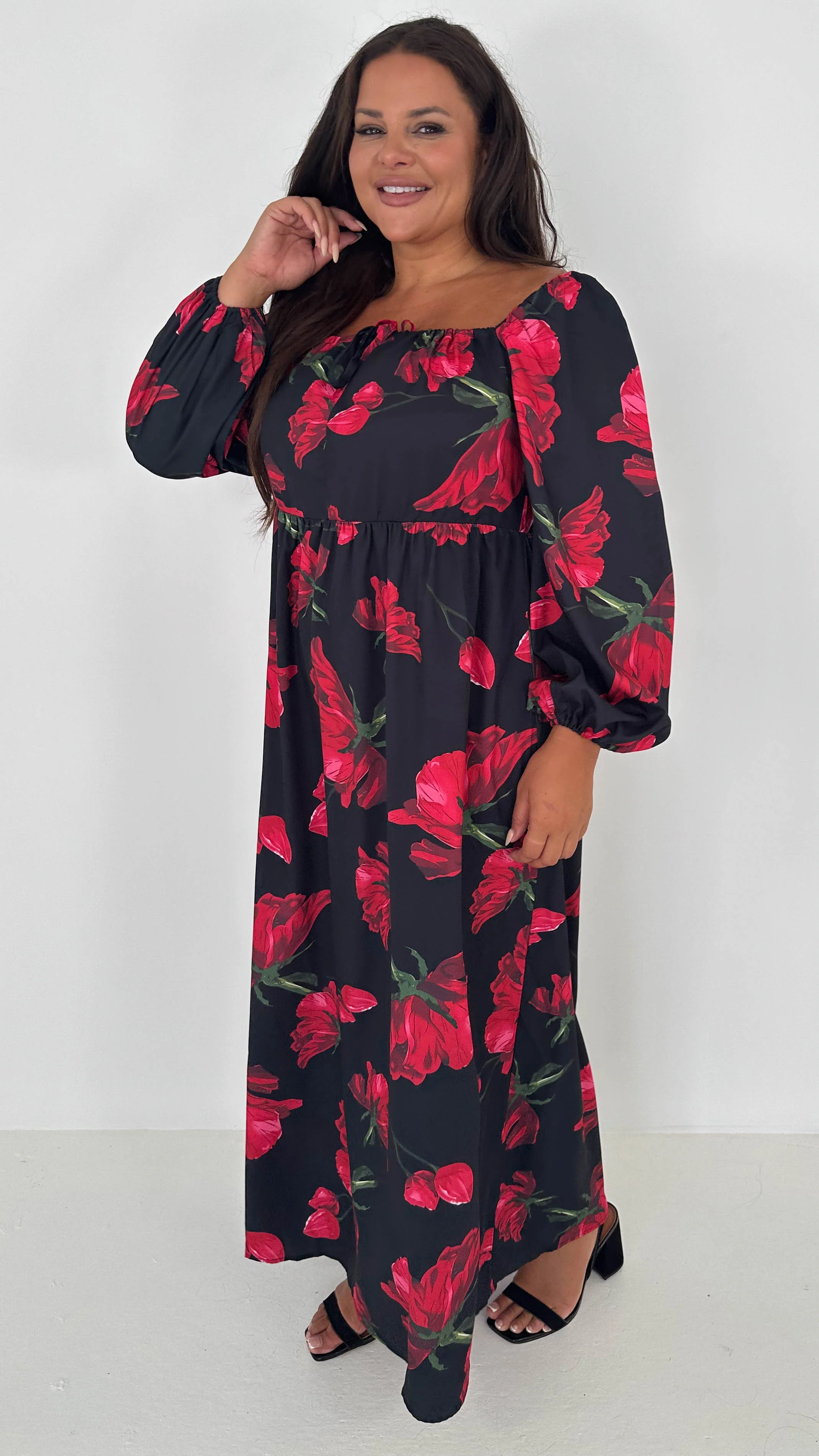 CurveWow Square Neck Maxi Dress Black & Red Floral - Image 8