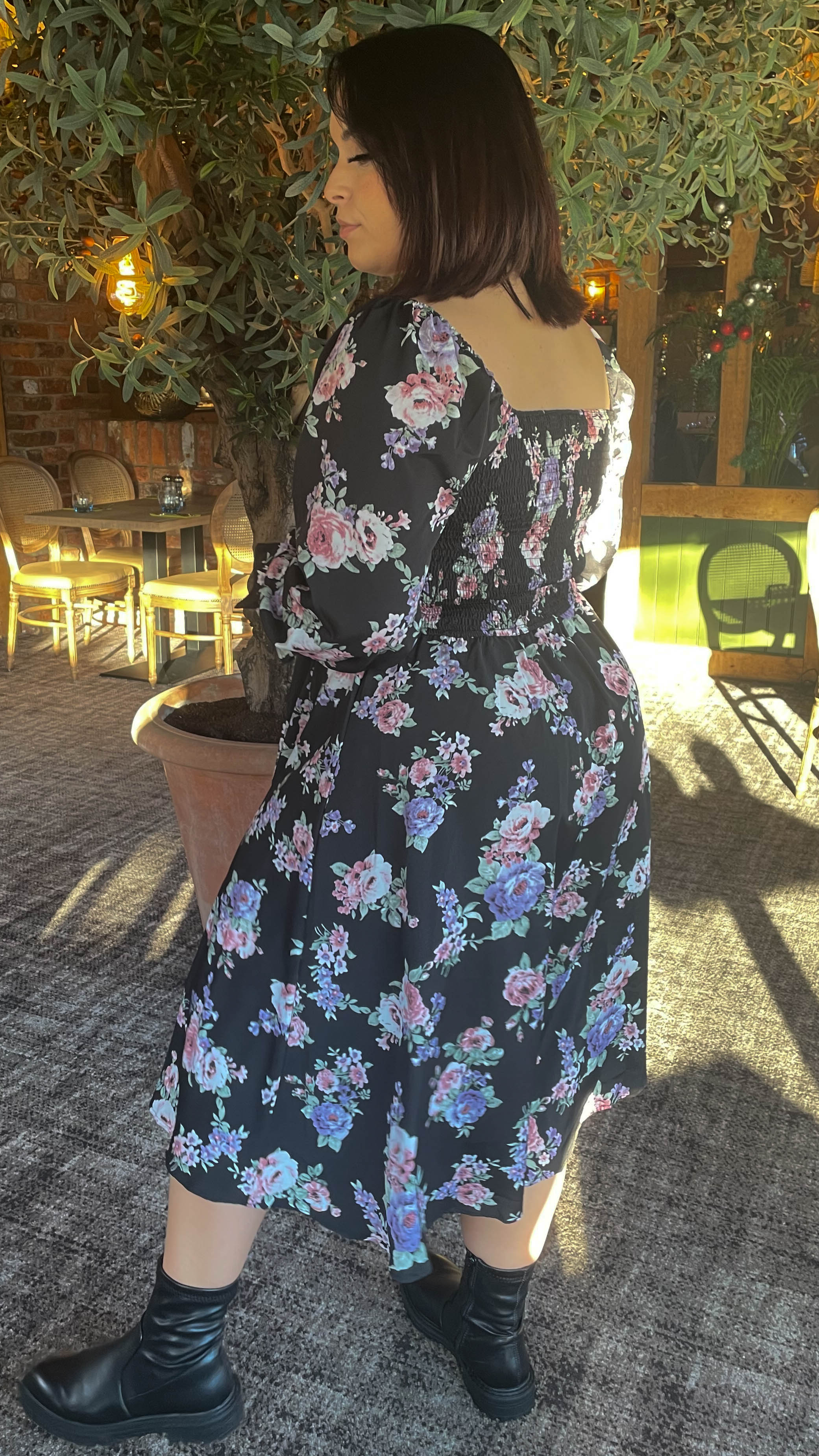 CurveWow Square Neck Shirred Midi Dress Black Floral - Image 6