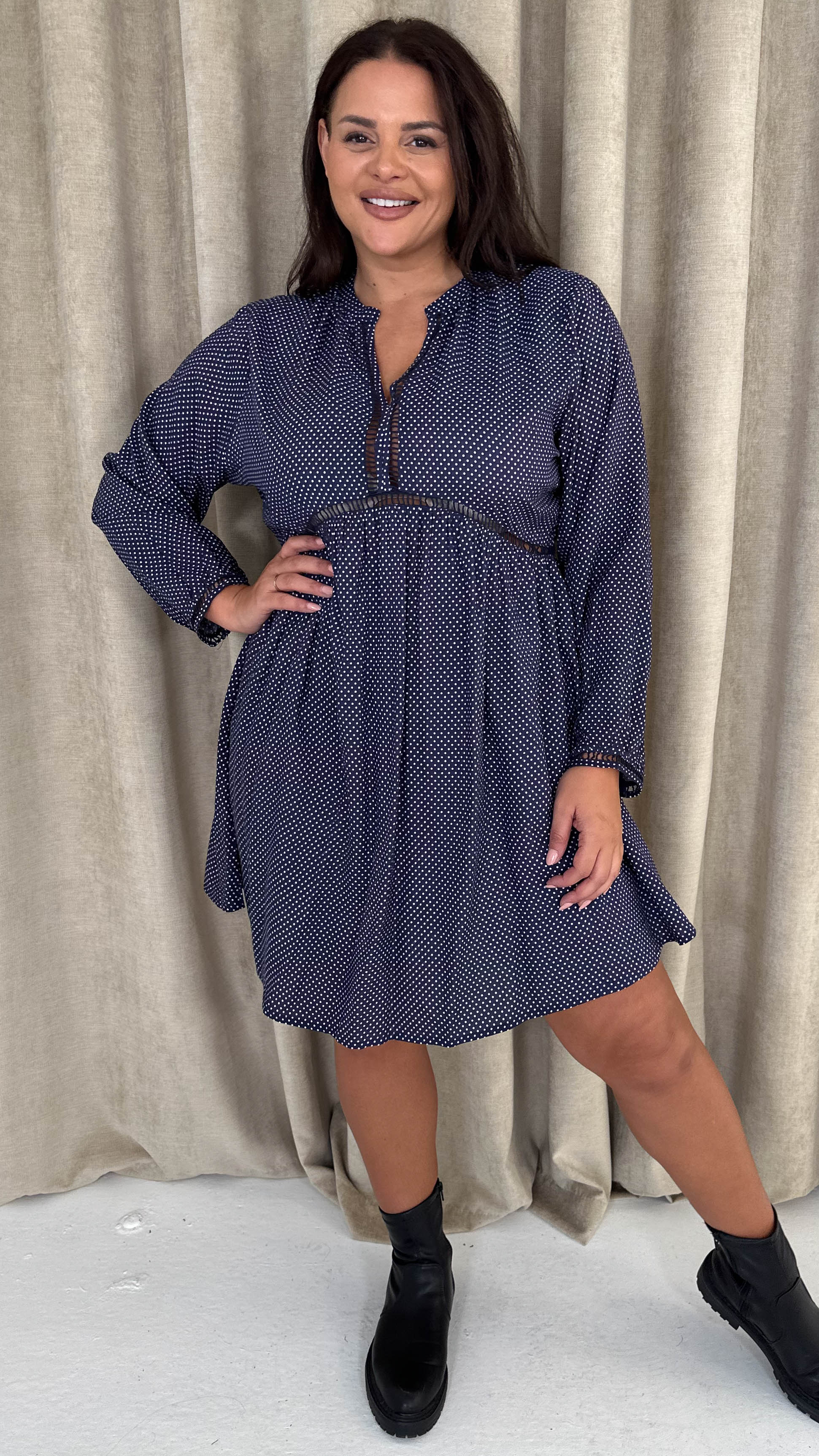 CurveWow Trim Detail Smock Dress Navy Spot - Image 2