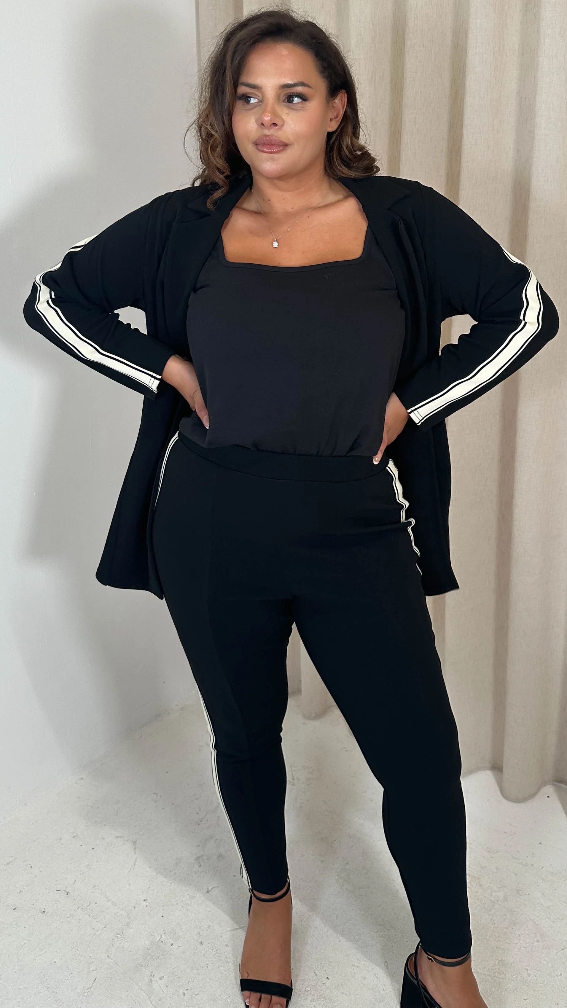 CurveWow Tape Side Blazer Black and White - Image 3