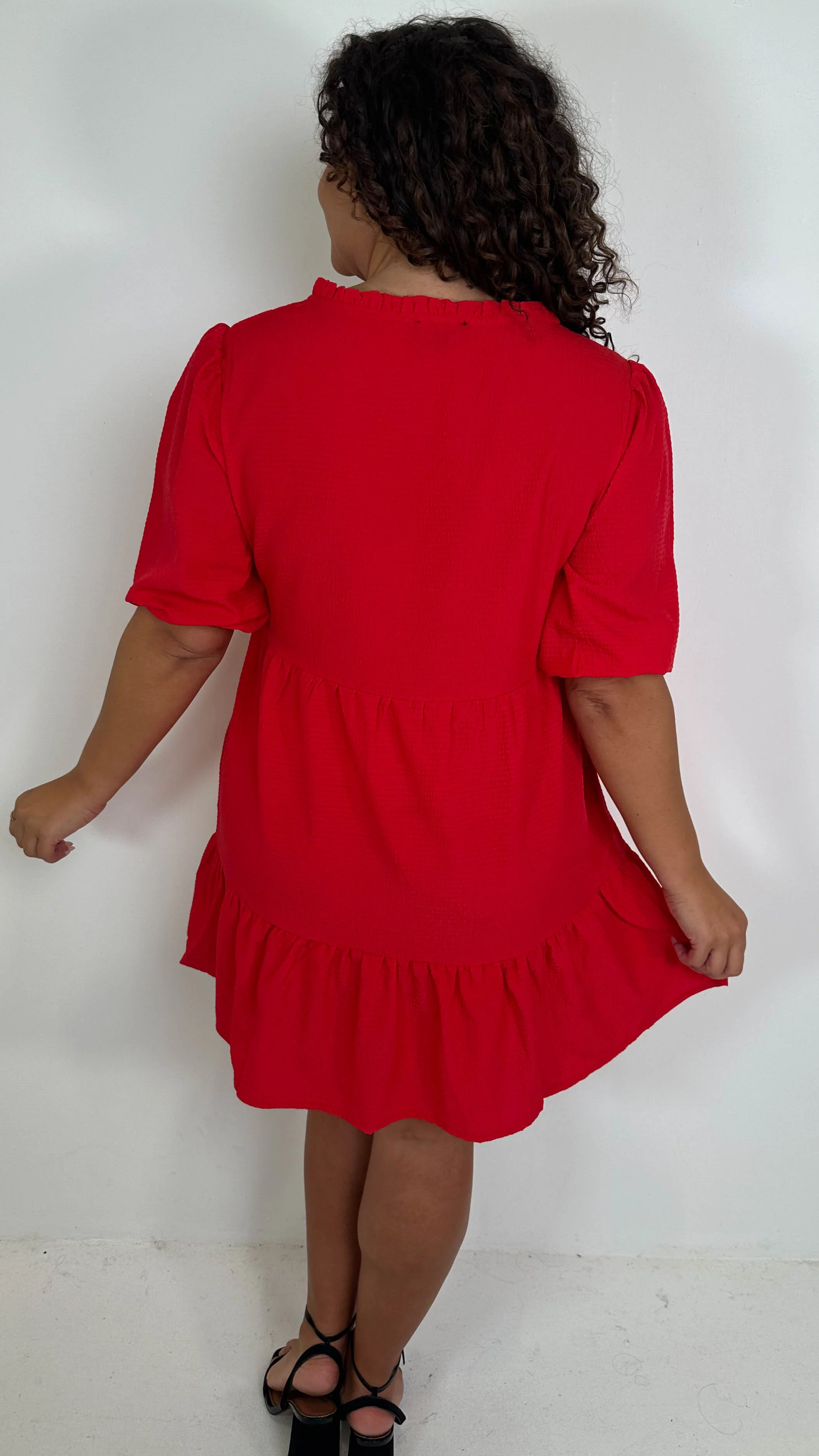 CurveWow Textured Seersucker Mini Dress Red - Image 7