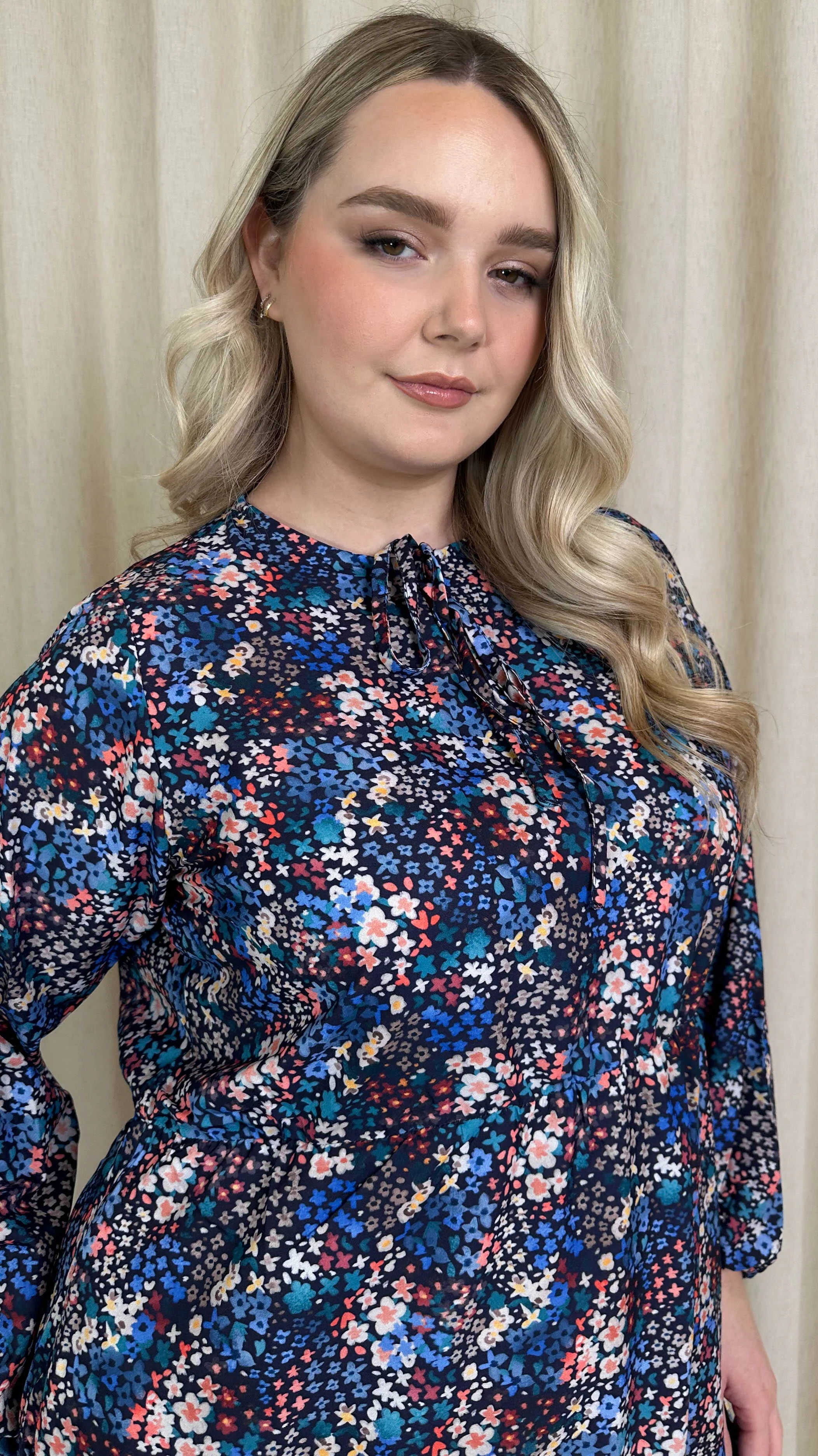 CurveWow Tie Neck Tiered Mini Dress Multi Floral - Image 2