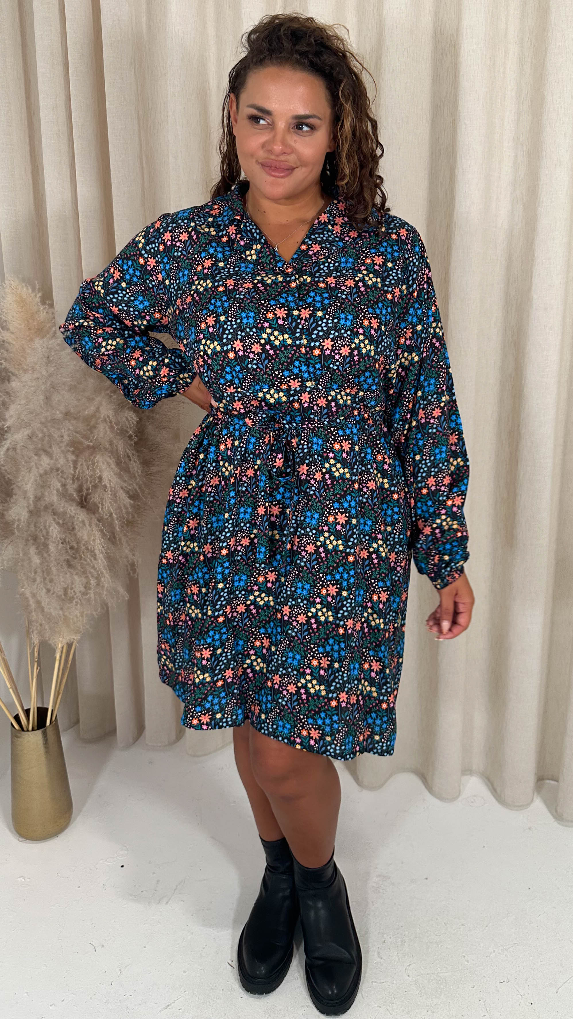 CurveWow Tie Waist Shirt Mini Dress Multi Floral - Image 3
