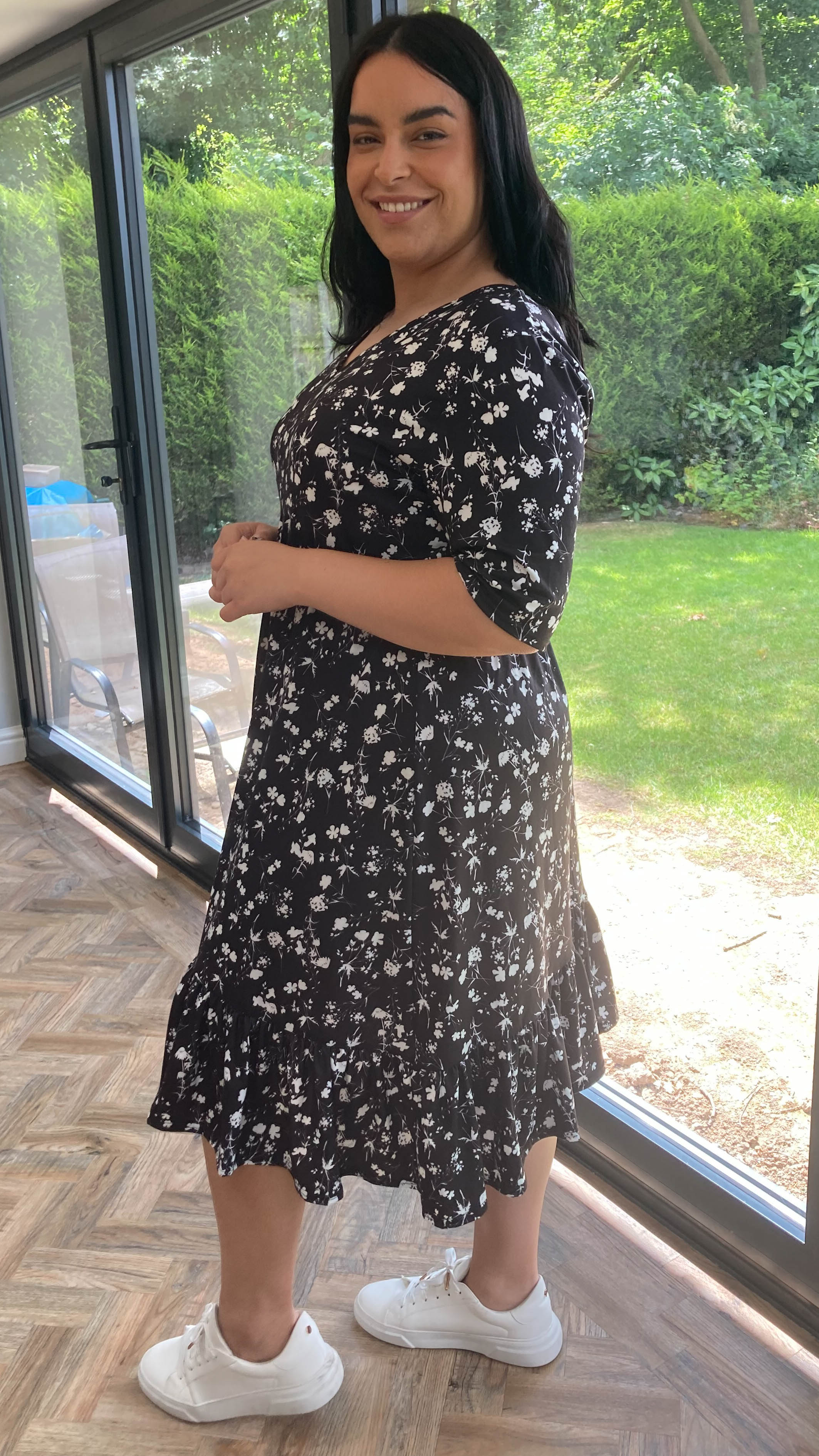 CurveWow Black Floral Tiered Smock Dress - Image 2