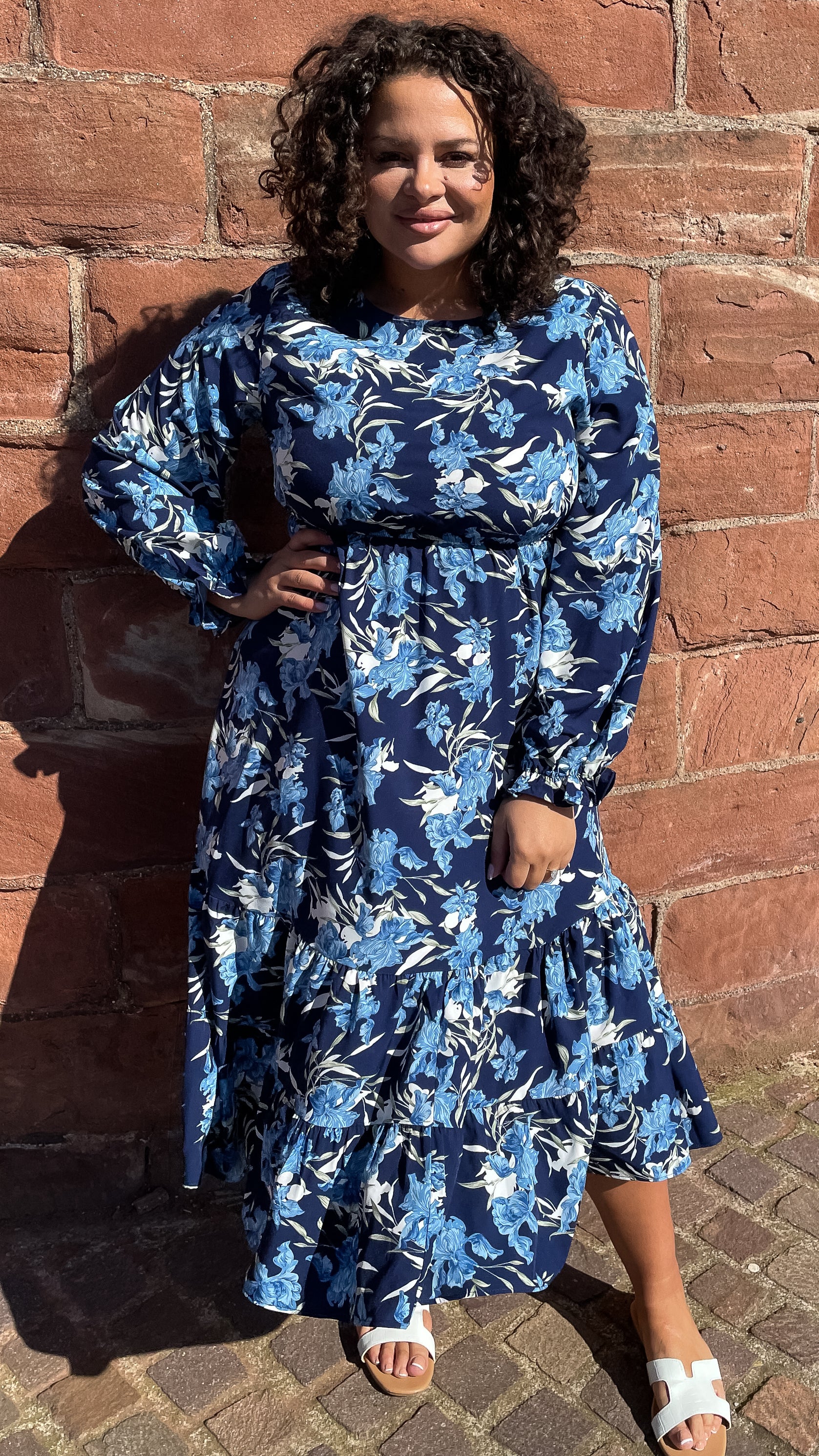 CurveWow Tiered Smock Dress Navy Floral - Image 3