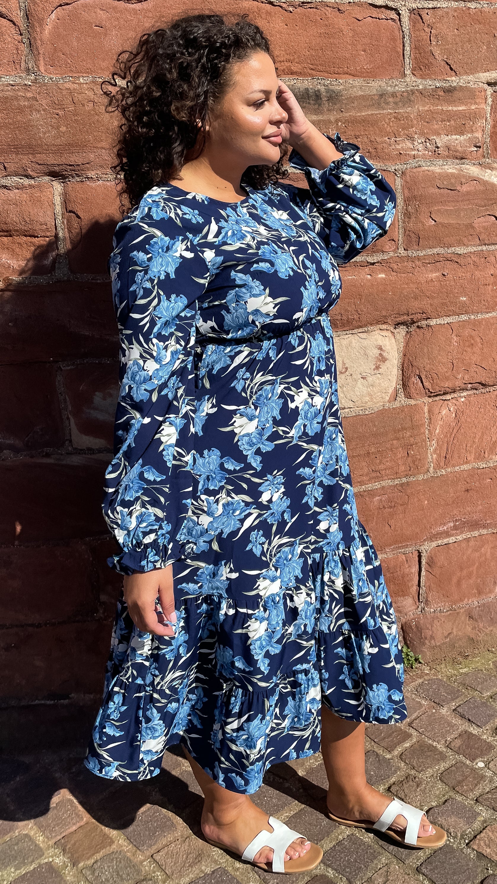 CurveWow Tiered Smock Dress Navy Floral - Image 4