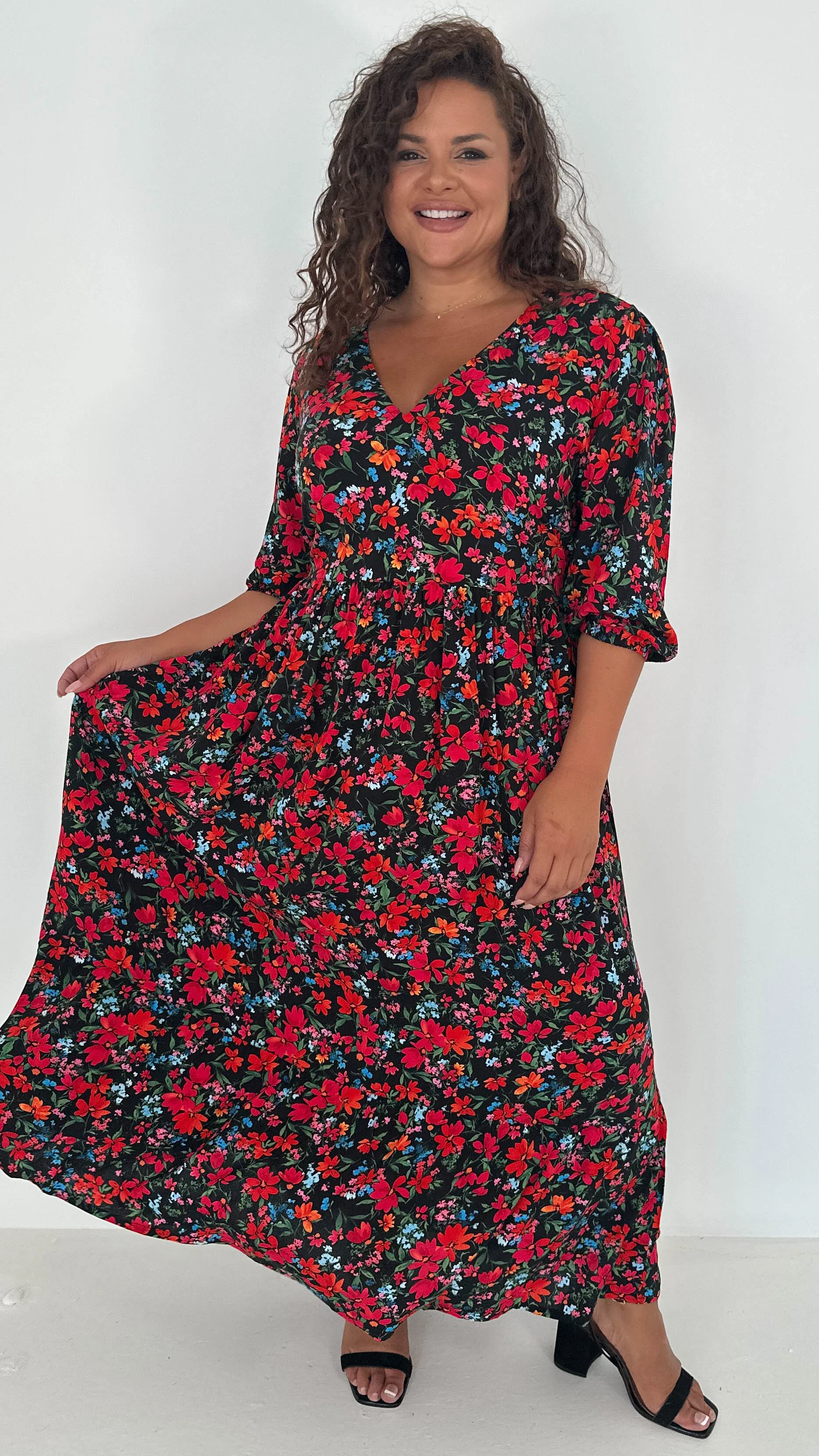 CurveWow Tiered Vneck Balloon Sleeve Maxi Dress Black Multi - Image 5