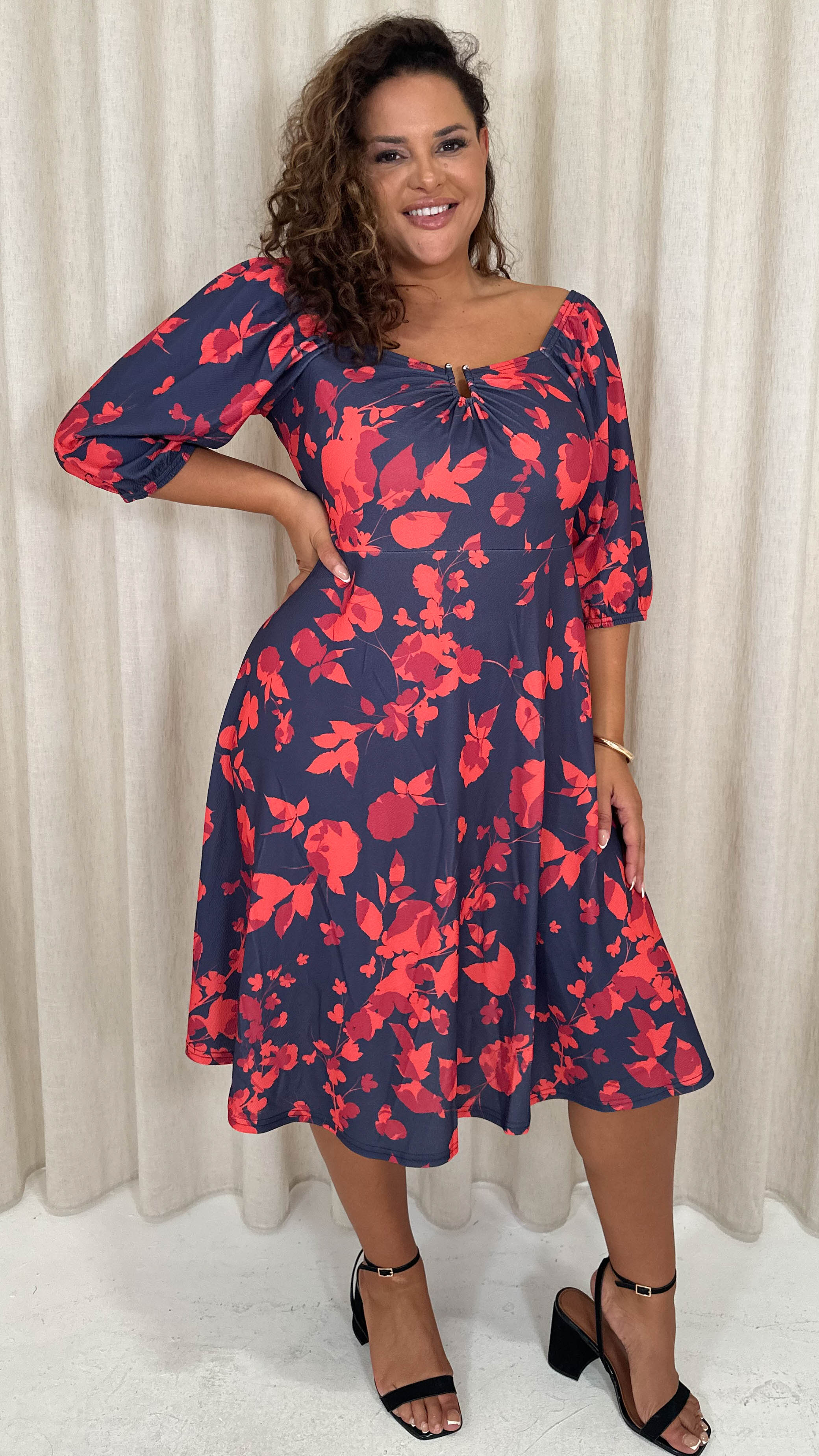 CurveWow Ubar Midi Dress Navy Red Floral - Image 3