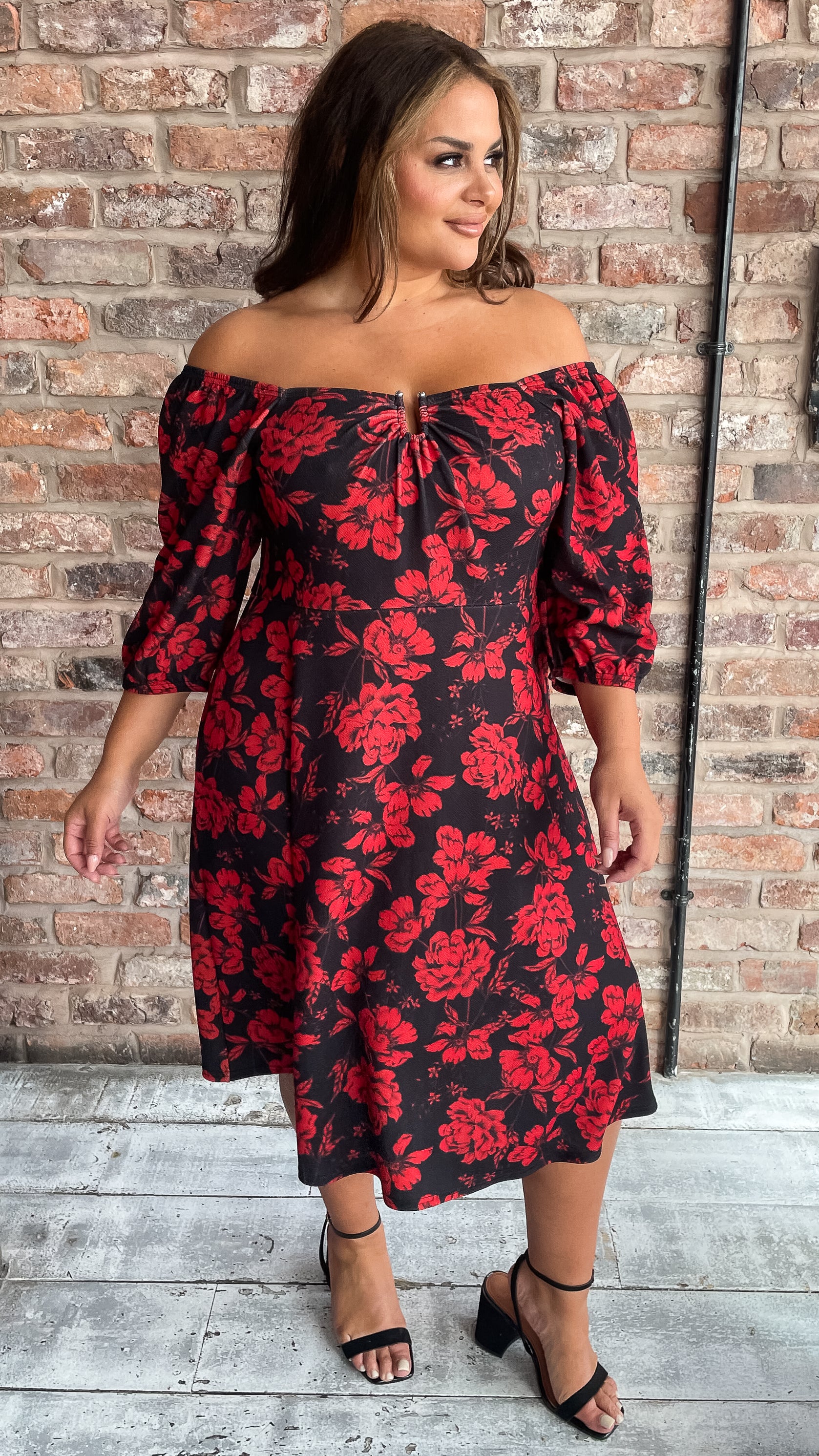 CurveWow Ubar Midi Dress Red Rose Print - Image 7