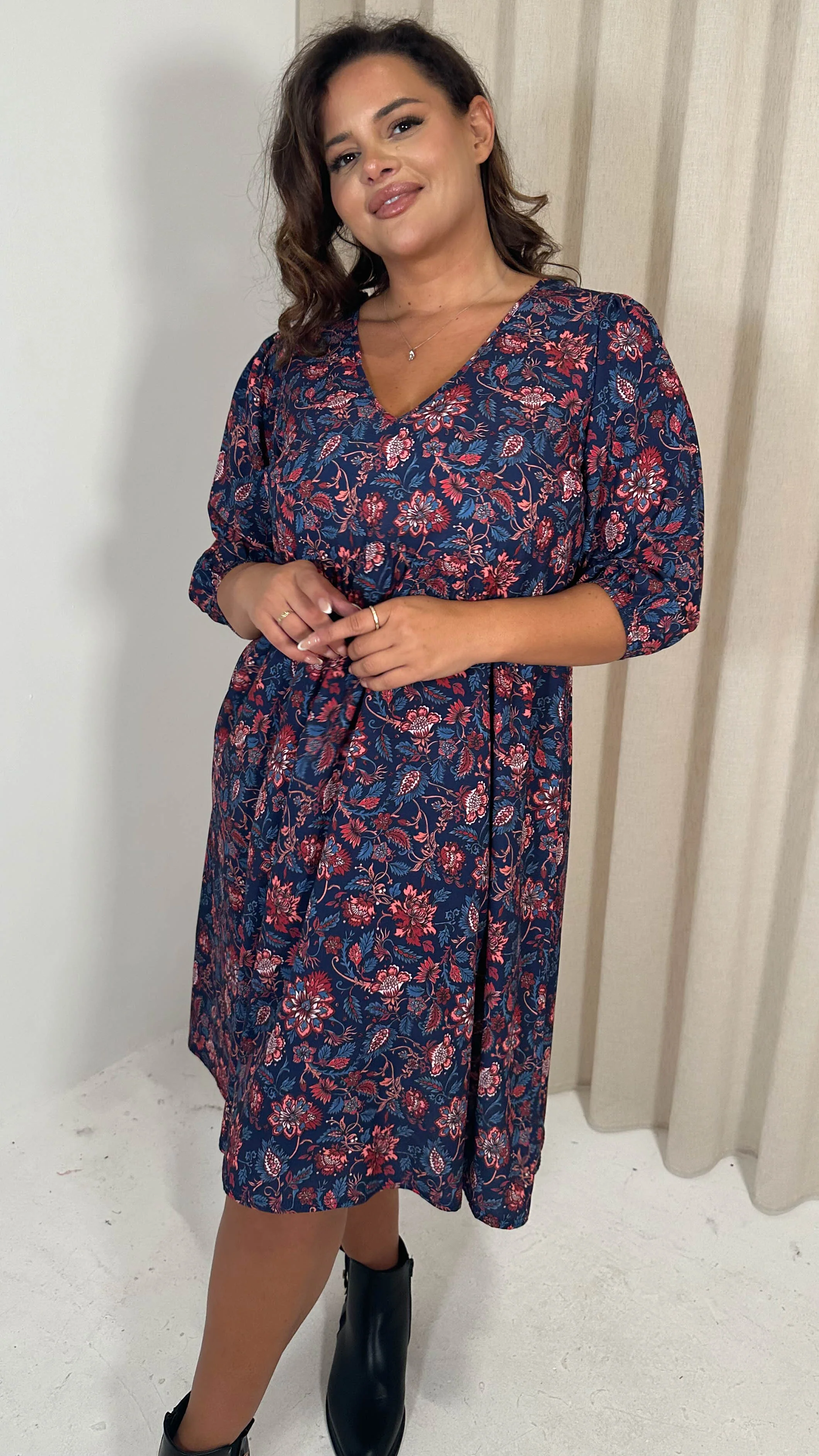 CurveWow V Neck Smock Dress Multi Paisley Print - Image 5