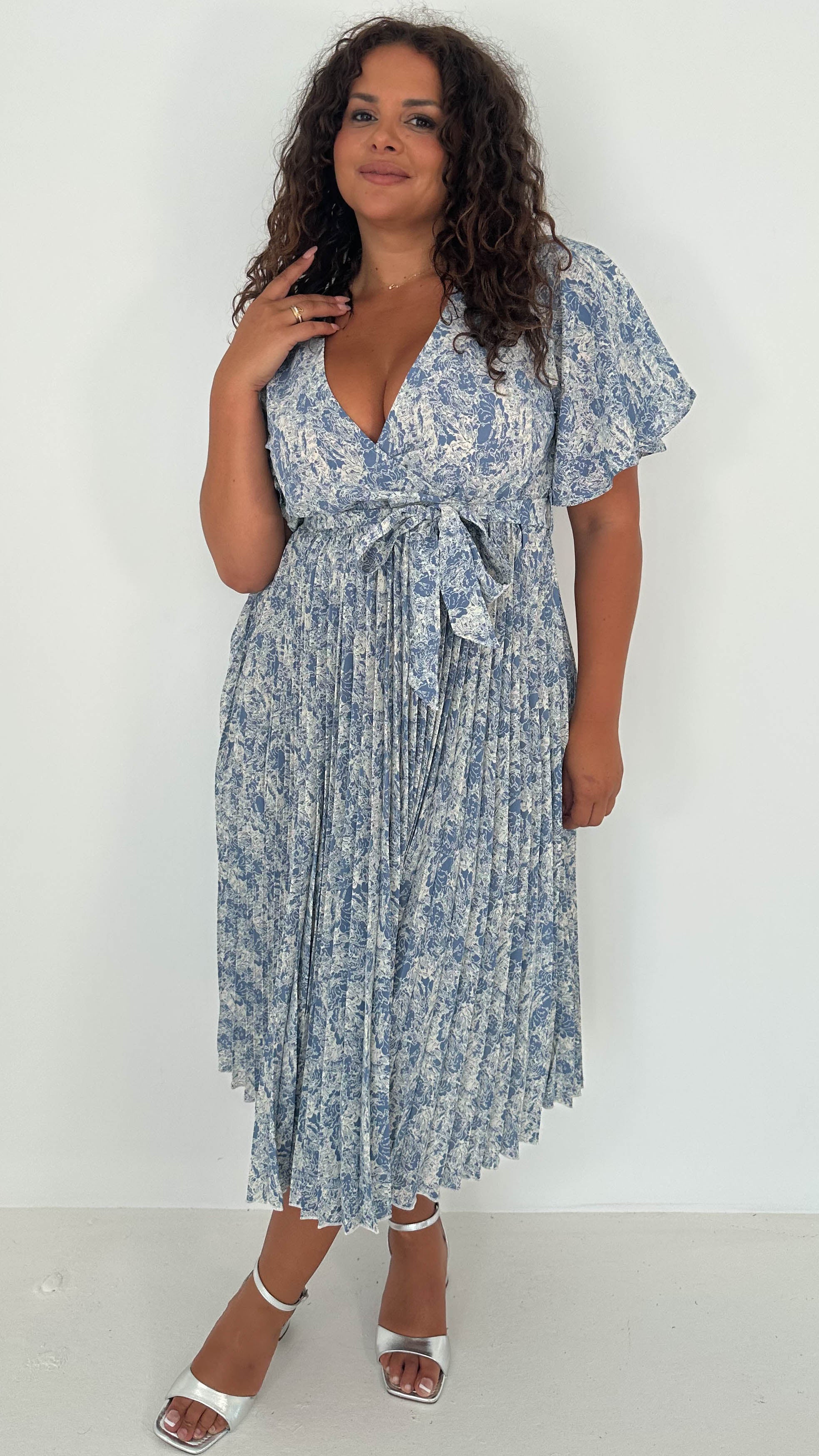CurveWow Wrap Angel Sleeve Pleated Midi Dress Blue - Image 5