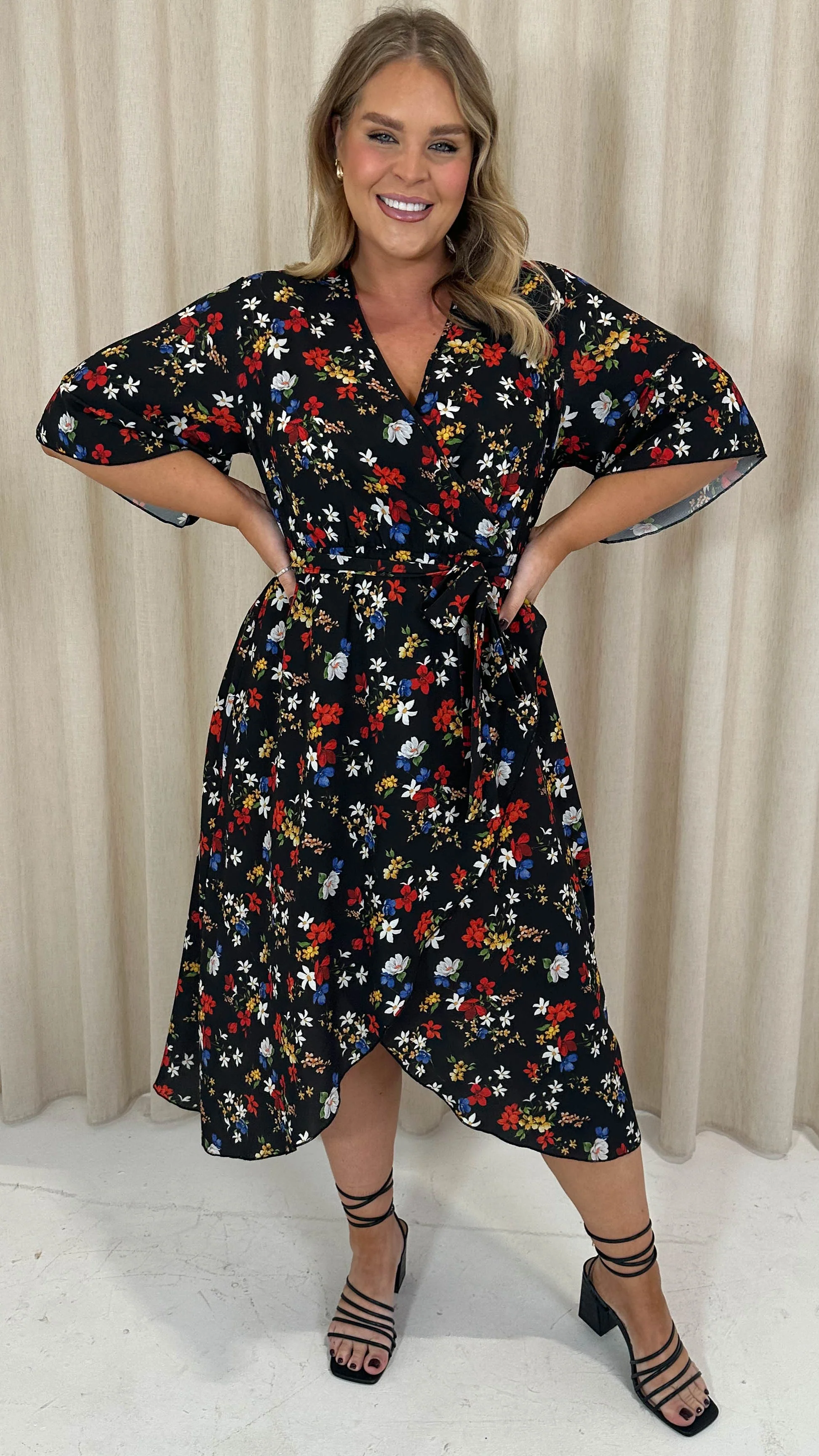 CurveWow Wrap Midi Dress Black Floral - Image 5