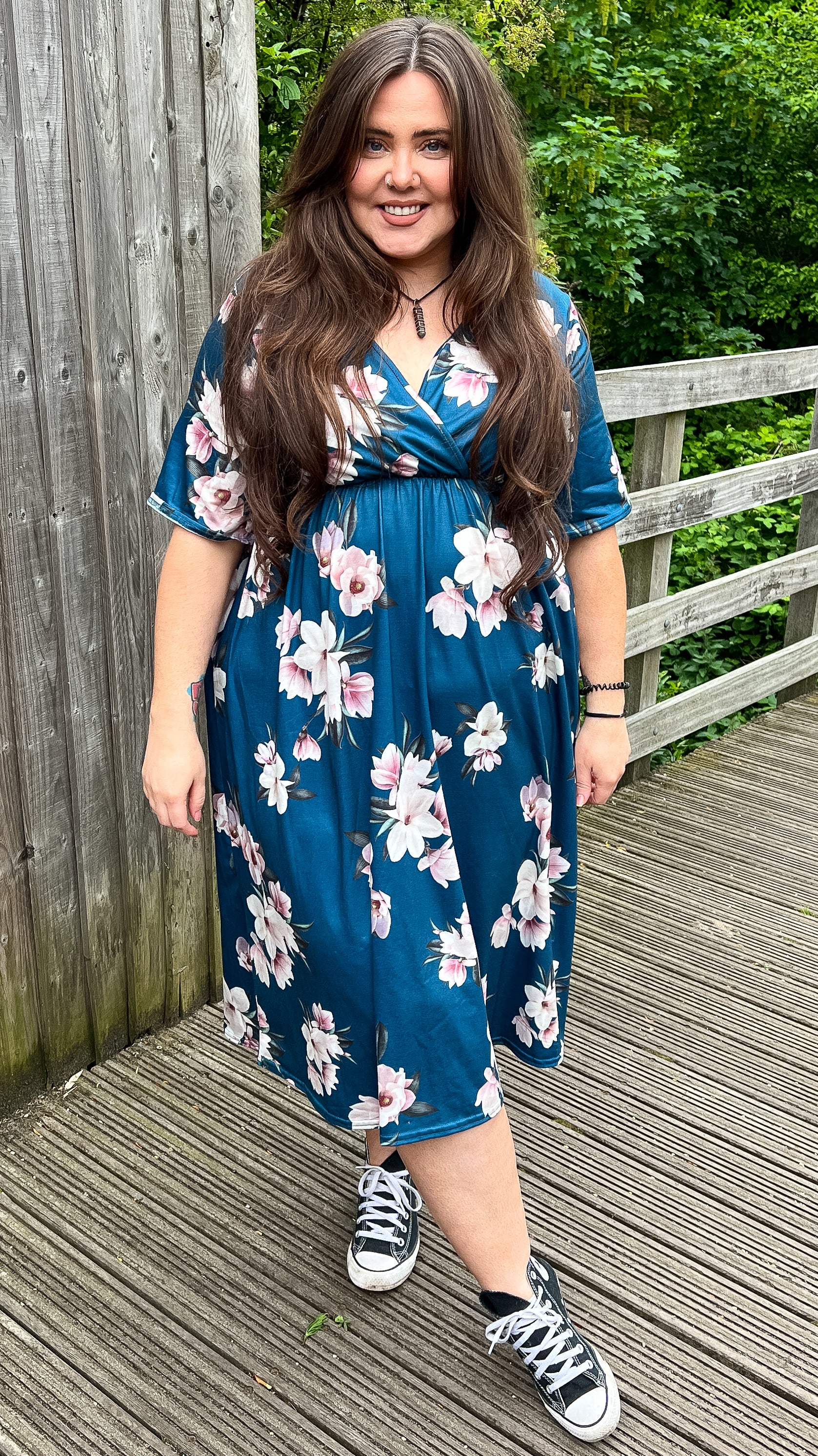 CurveWow Wrap Midi Dress Blue Floral - Image 9
