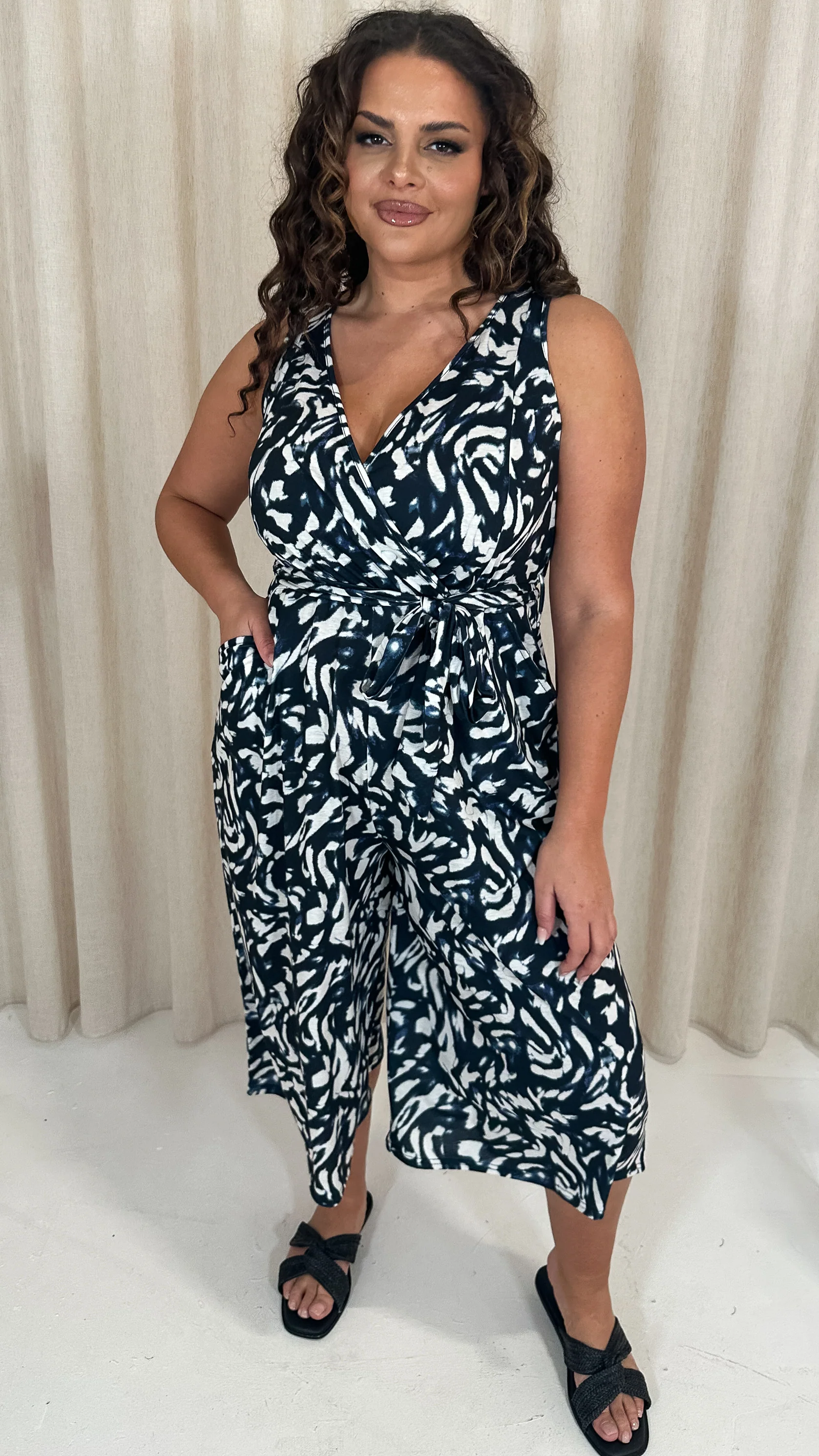 CurveWow Wrap Sleeveless Culotte Jumpsuit Black Smudge - Image 4