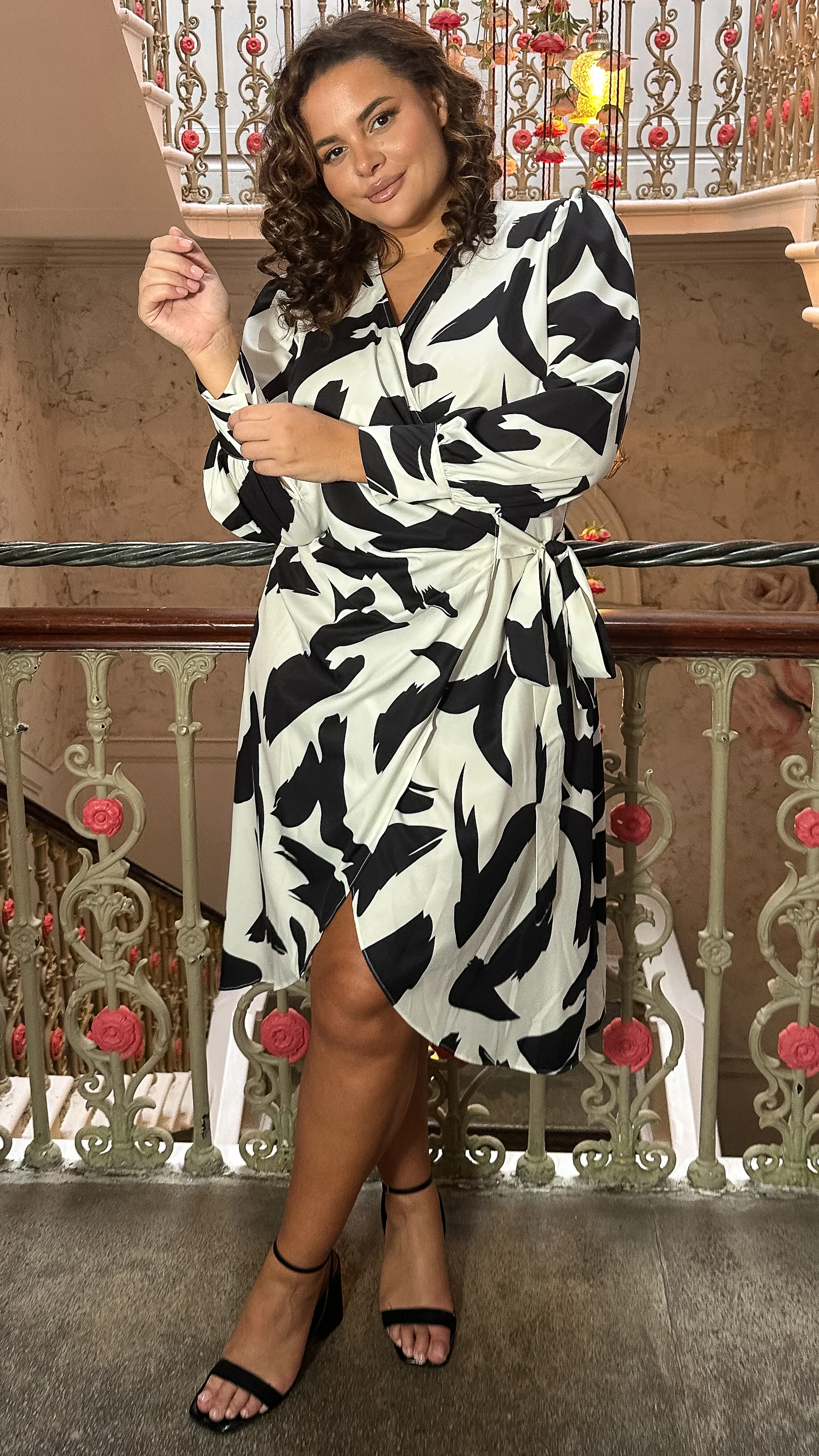 CurveWow Wrap Tie Side Midi Dress Mono - Image 8