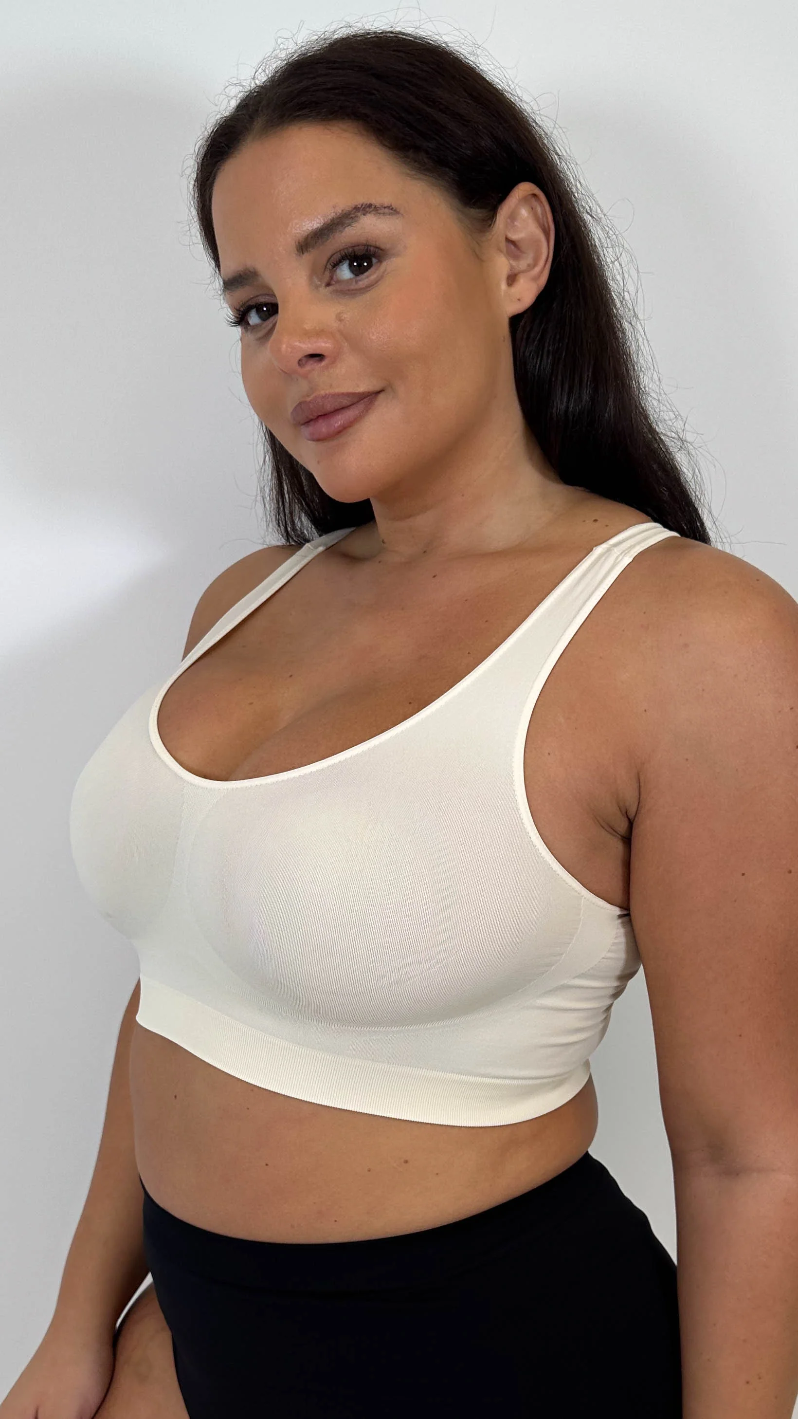 Curvy Seam Free Comfort Bra Nude - Image 7
