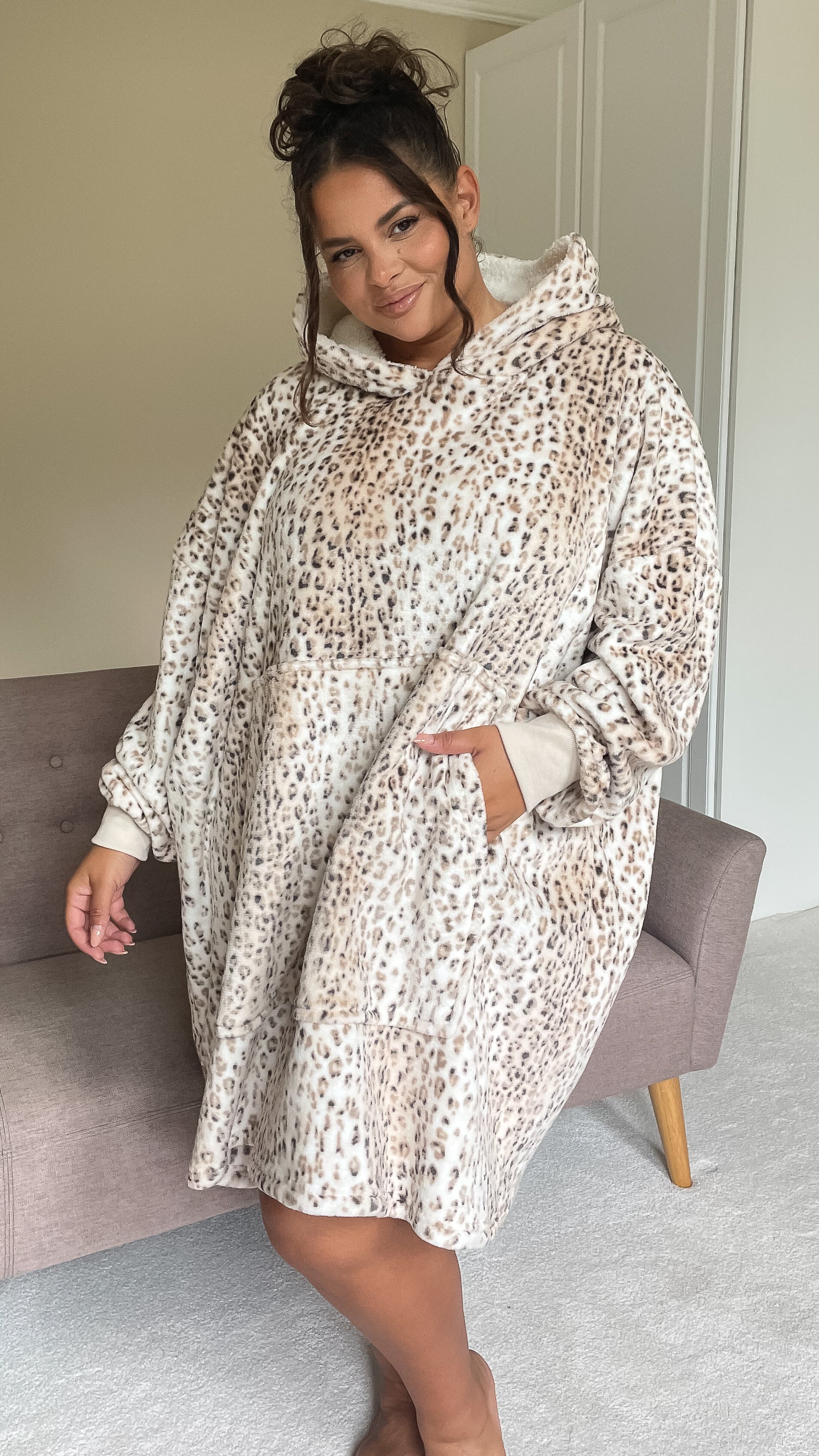Print Snuggle Hoodie Leopard - Image 6